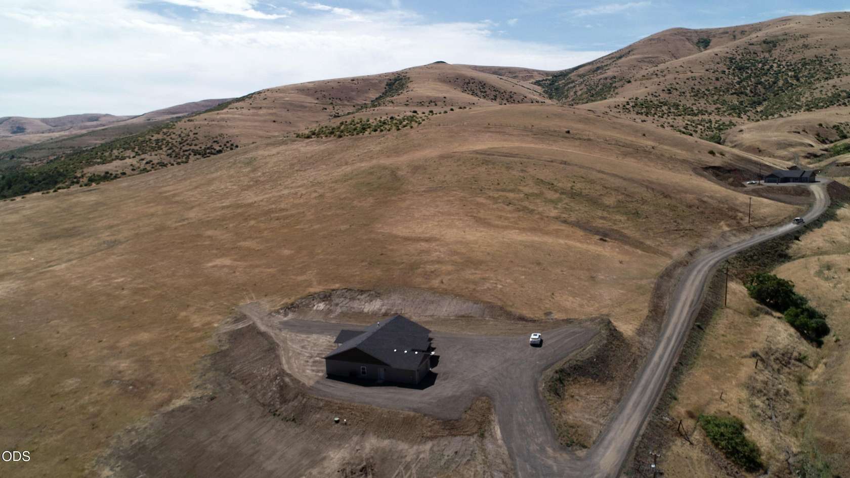 118 Acres of Agricultural Land with Home for Sale in Pendleton, Oregon