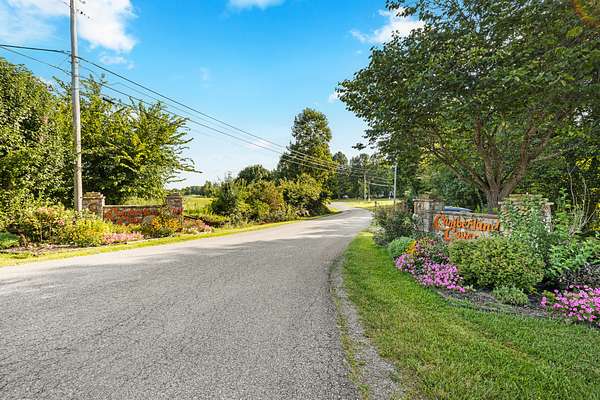 4 Acres of Residential Land for Sale in Monterey, Tennessee