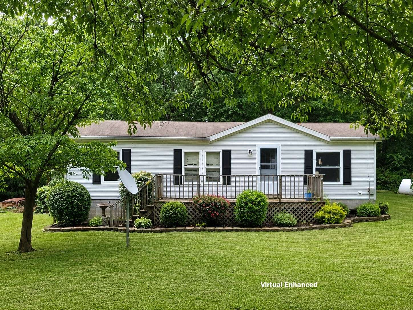 3.1 Acres of Land with Home for Sale in Winchester, Tennessee
