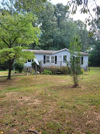 3.1 Acres of Land with Home for Sale in Winchester, Tennessee