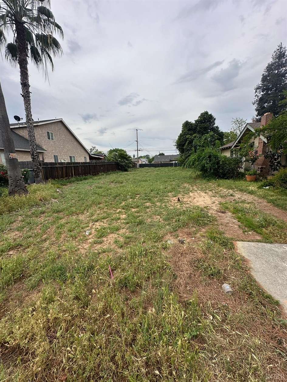0.14 Acres of Residential Land for Sale in Pinedale, California