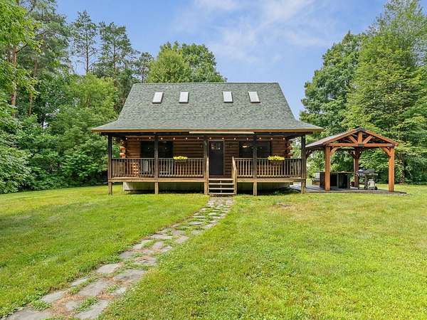 10.2 Acres of Land with Home for Sale in Middlebury, Vermont