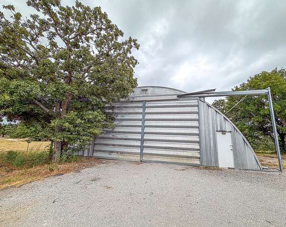 4 Acres of Commercial Land for Lease in Alvord, Texas