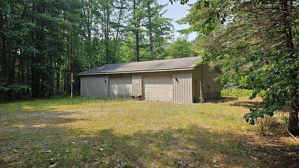 1.23 Acres of Land for Sale in Gladwin, Michigan