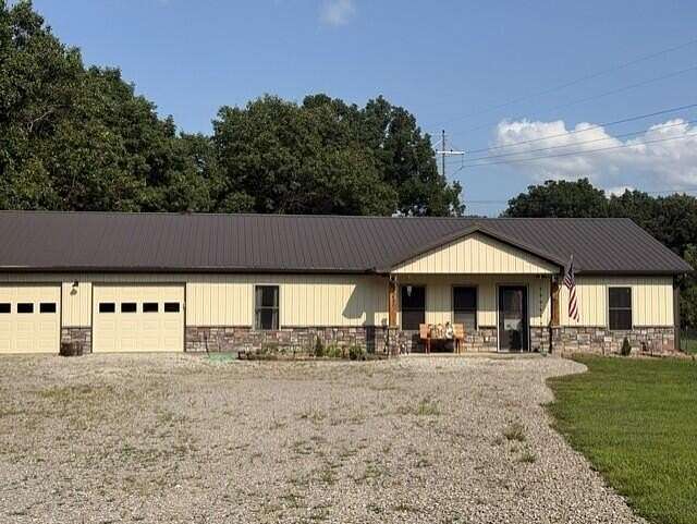 21 Acres of Recreational Land with Home for Sale in Higbee, Missouri