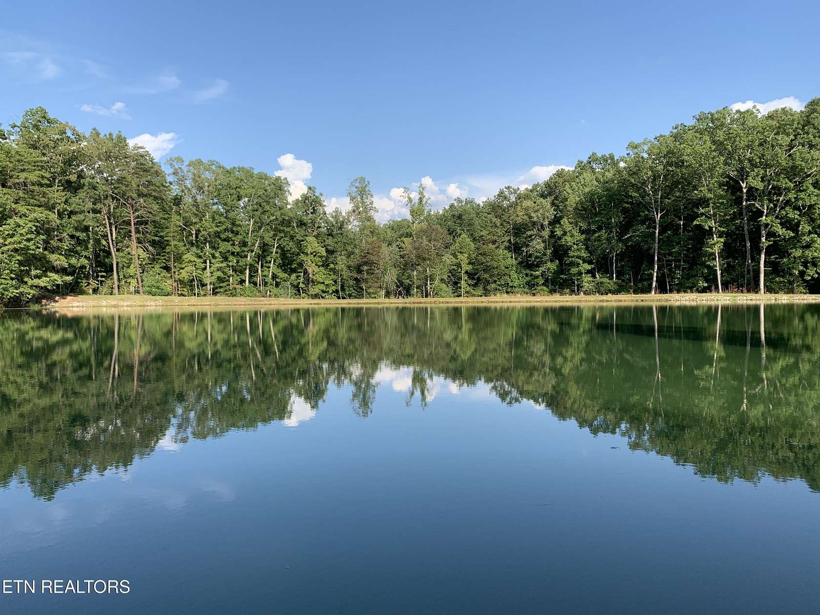 0.84 Acres of Residential Land for Sale in Tallassee, Tennessee