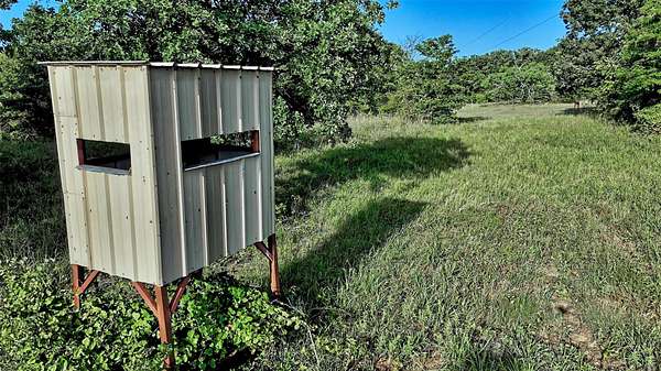 23.4 Acres of Recreational & Residential Land for Sale in St. Jo, Texas