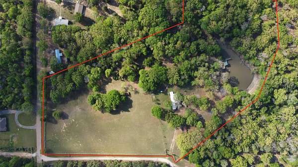 13 Acres of Recreational & Residential Land for Sale in Malakoff, Texas