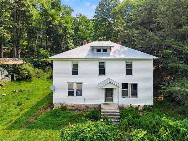 20 Acres of Land with Home for Sale in Copper Hill, Virginia