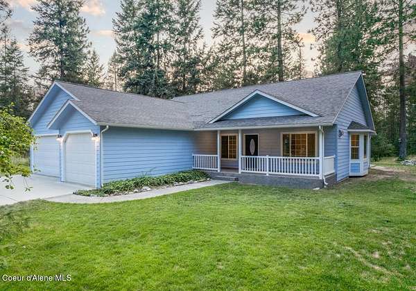 2.84 Acres of Land with Home for Sale in Bonners Ferry, Idaho