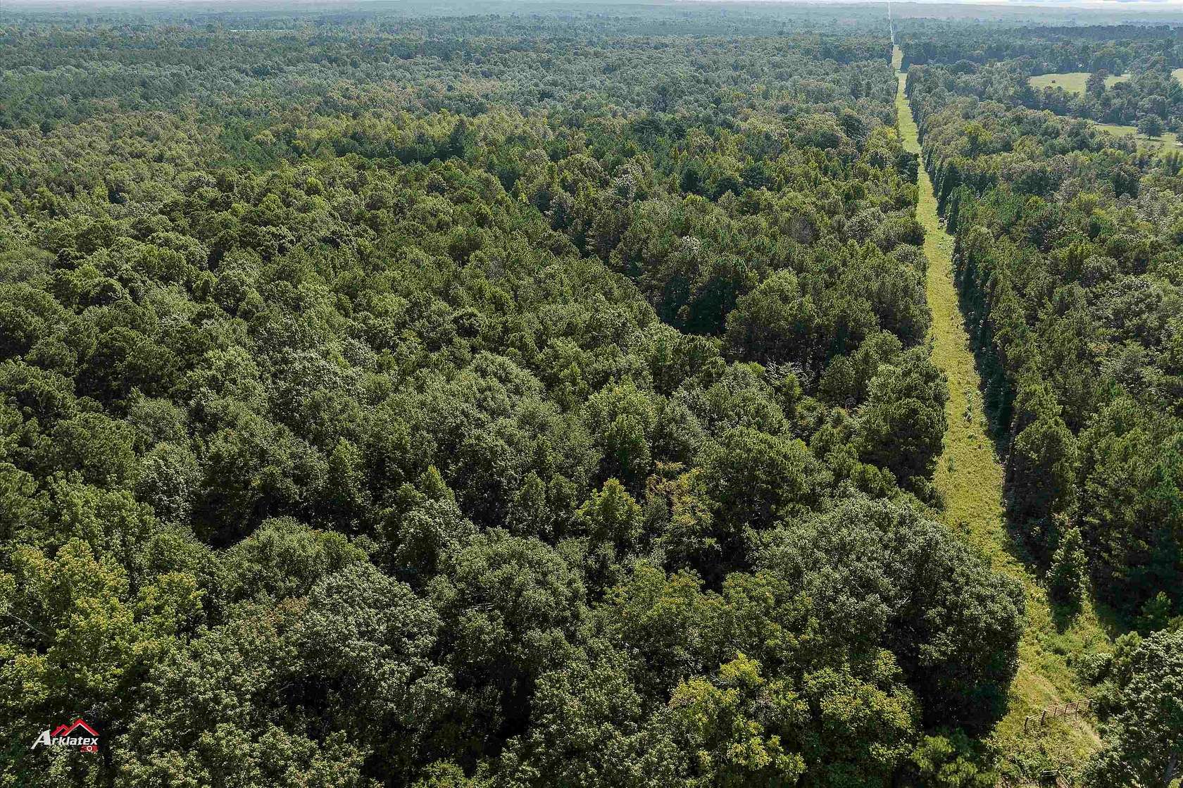19.5 Acres of Recreational & Residential Land for Sale in Marshall, Texas