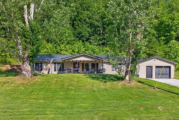 10.4 Acres of Recreational Land with Home for Sale in Junction City, Kentucky