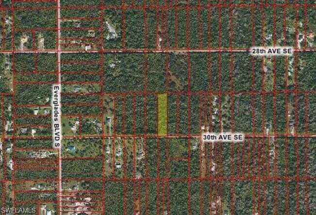 2.27 Acres of Residential Land for Sale in Naples, Florida