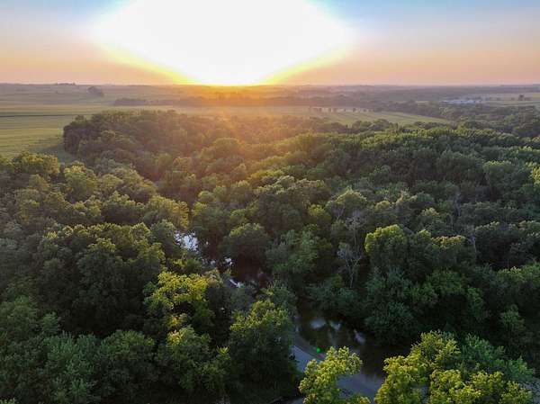 334 Acres of Land for Sale in Waucoma, Iowa