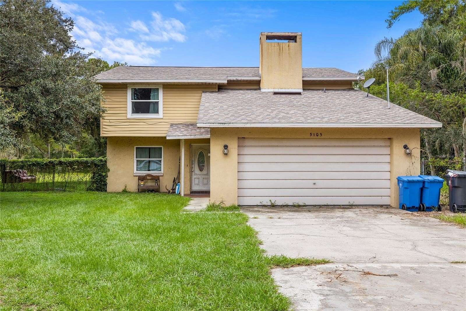 2.39 Acres of Land with Home for Sale in Plant City, Florida
