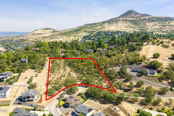 3 Acres of Residential Land for Sale in Medford, Oregon