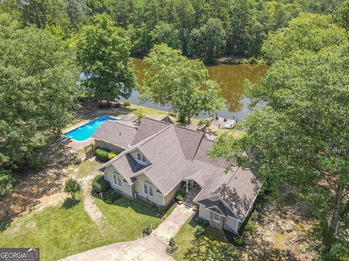 28 Acres of Recreational Land with Home for Sale in LaGrange, Georgia