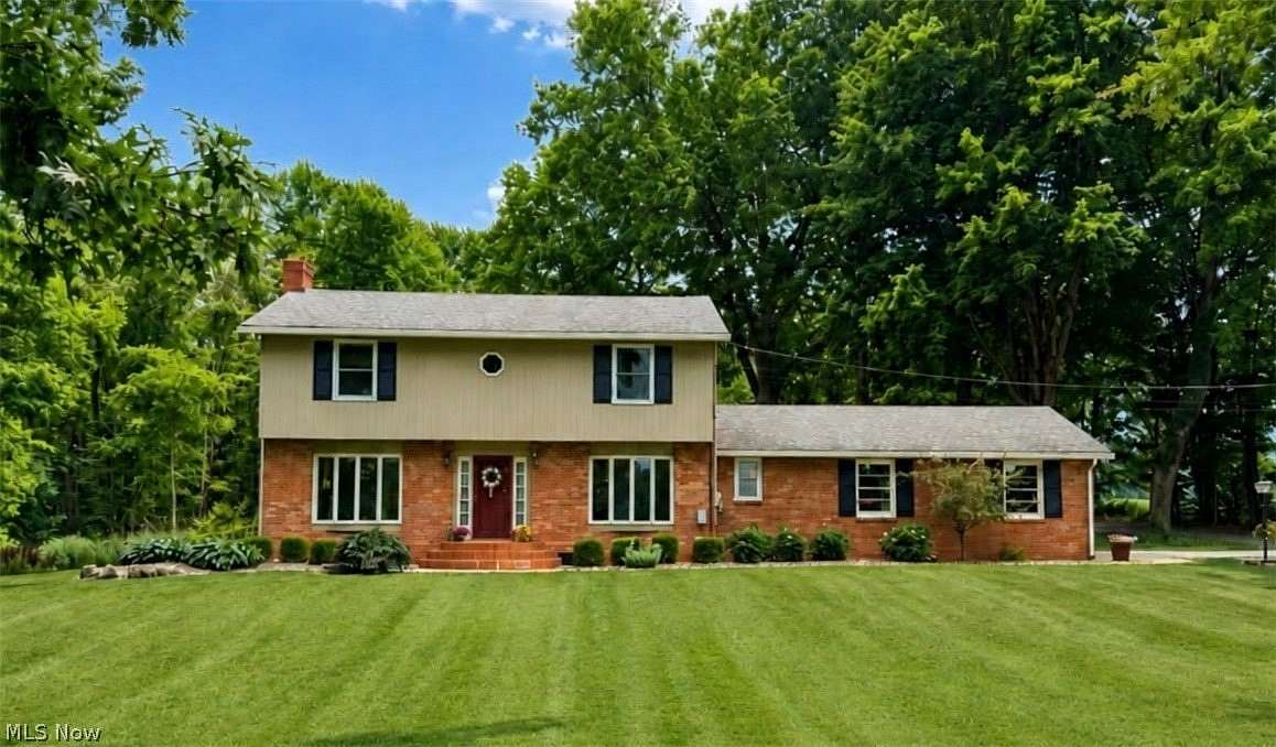 12.1 Acres of Land with Home for Sale in Salem, Ohio