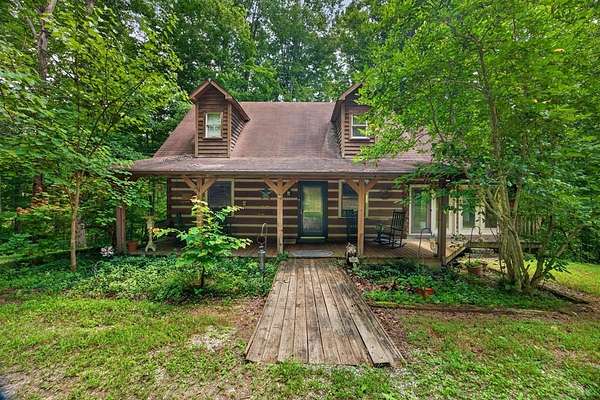 10 Acres of Recreational Land with Home for Sale in Byrdstown, Tennessee