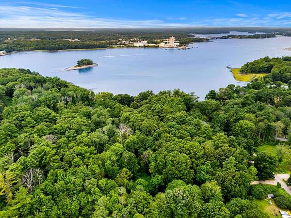 1 Acre of Residential Land for Sale in Eliot, Maine
