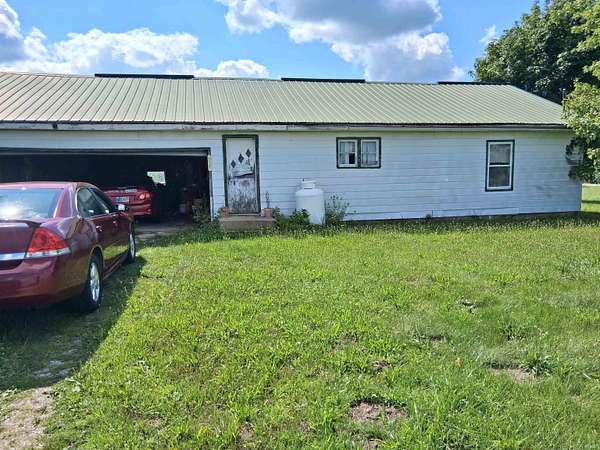 5 Acres of Land with Home for Sale in Silver Lake, Indiana