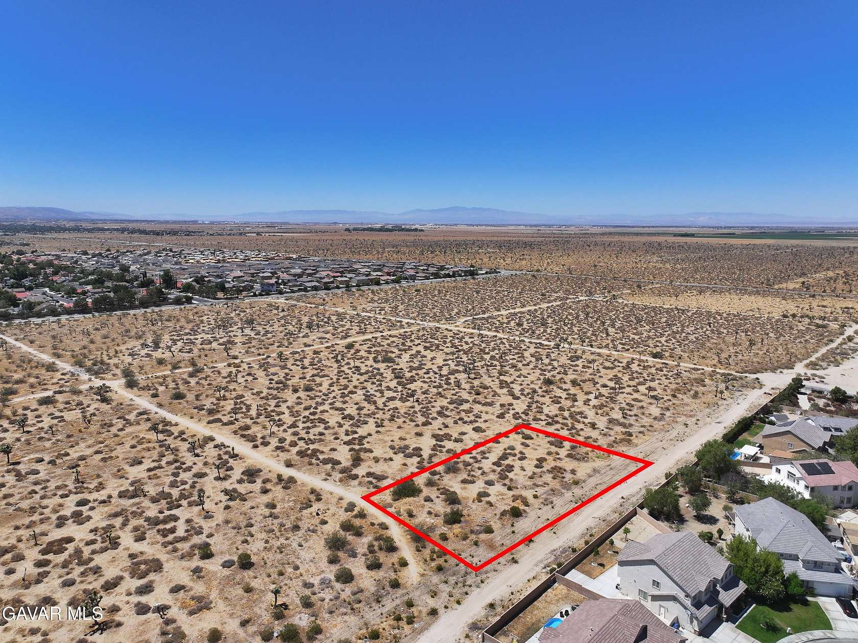 1.13 Acres of Land for Sale in Palmdale, California