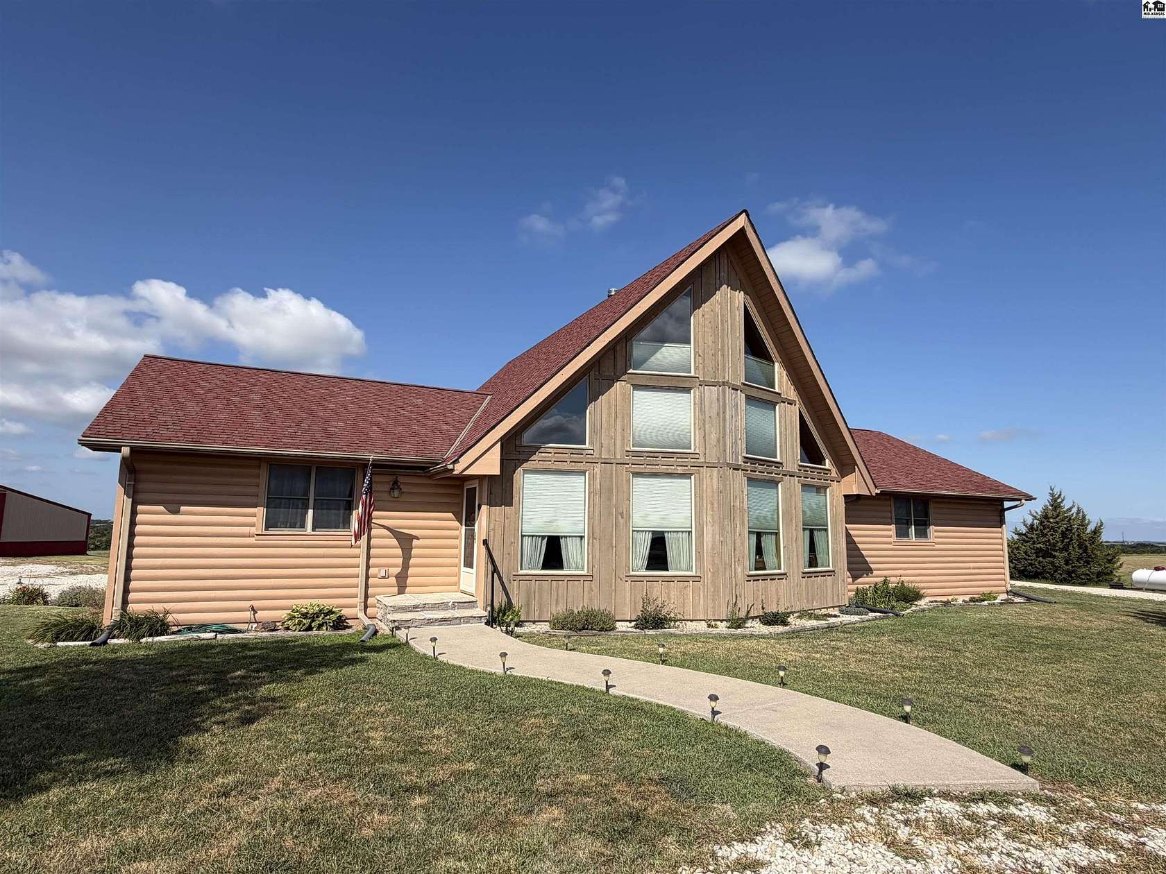 17.7 Acres of Land with Home for Sale in Lindsborg, Kansas