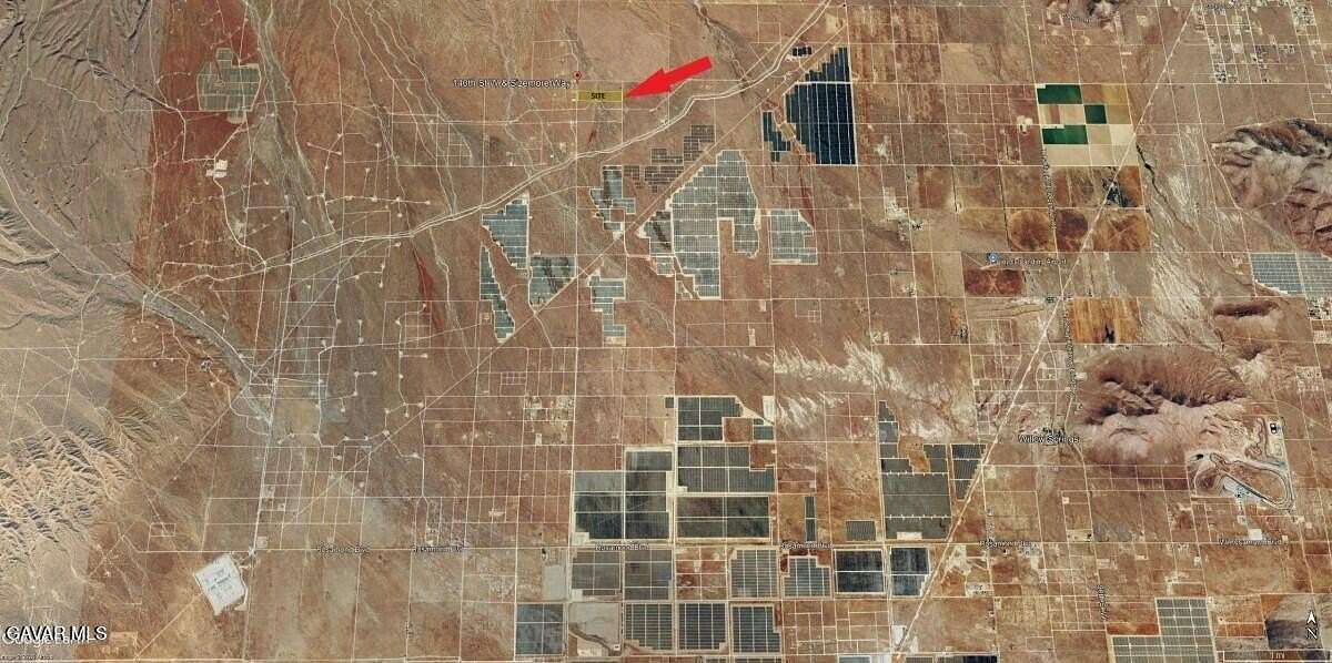 20 Acres of Land for Sale in Rosamond, California