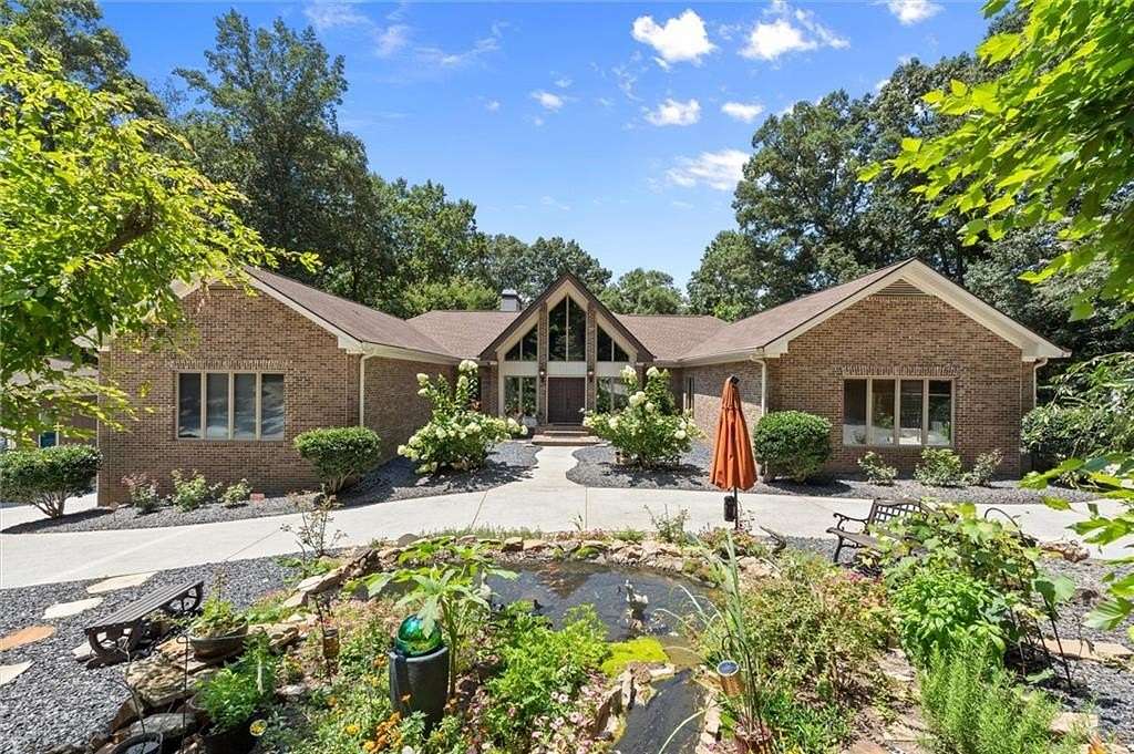 4.59 Acres of Land with Home for Sale in Suwanee, Georgia