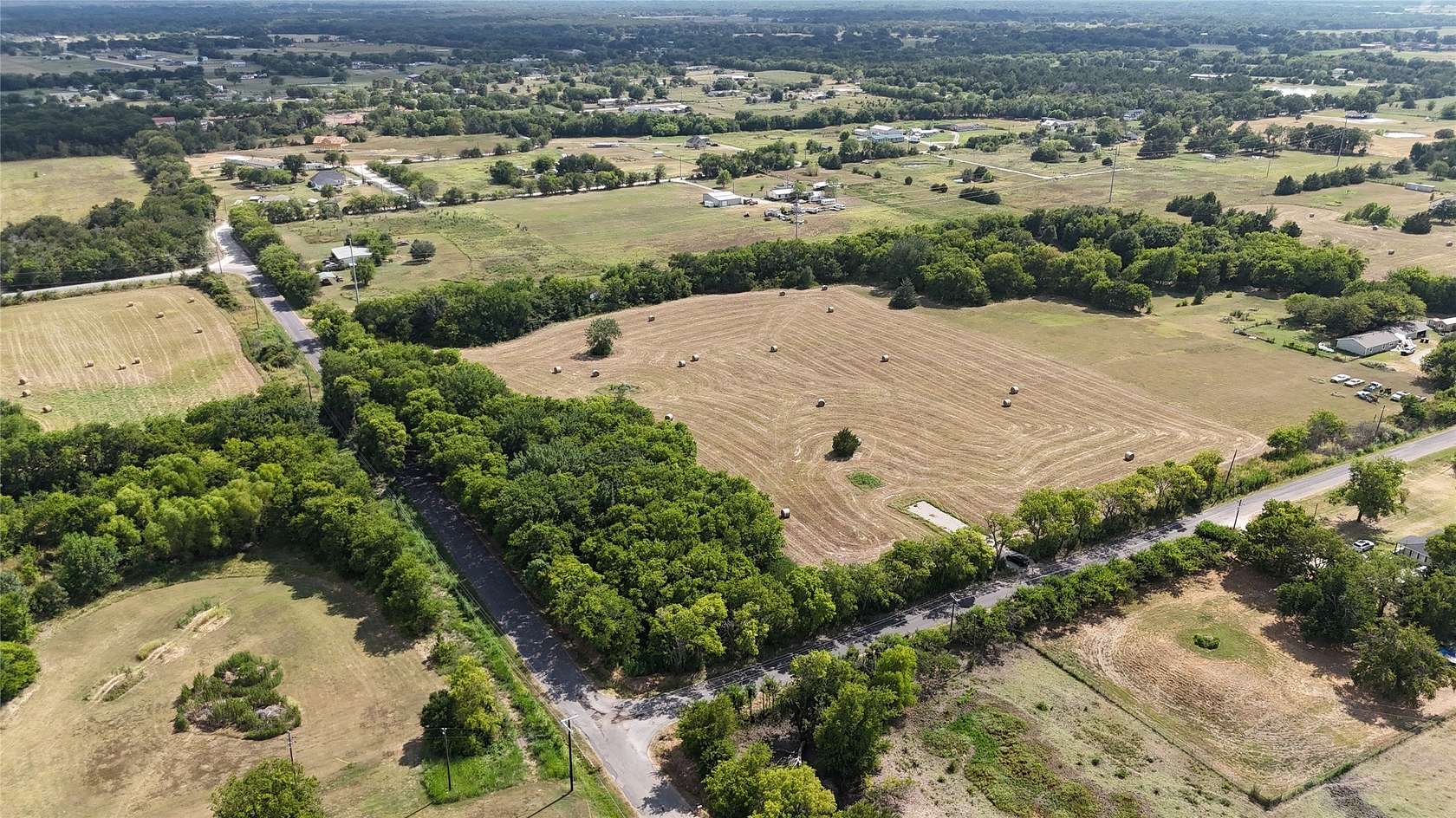 8 Acres of Residential Land for Sale in Quinlan, Texas