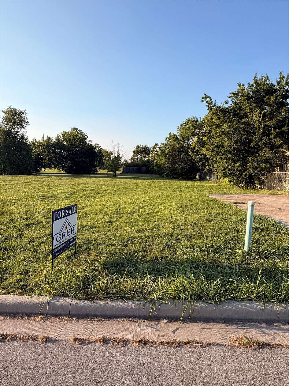 0.18 Acres of Residential Land for Sale in Greenville, Texas