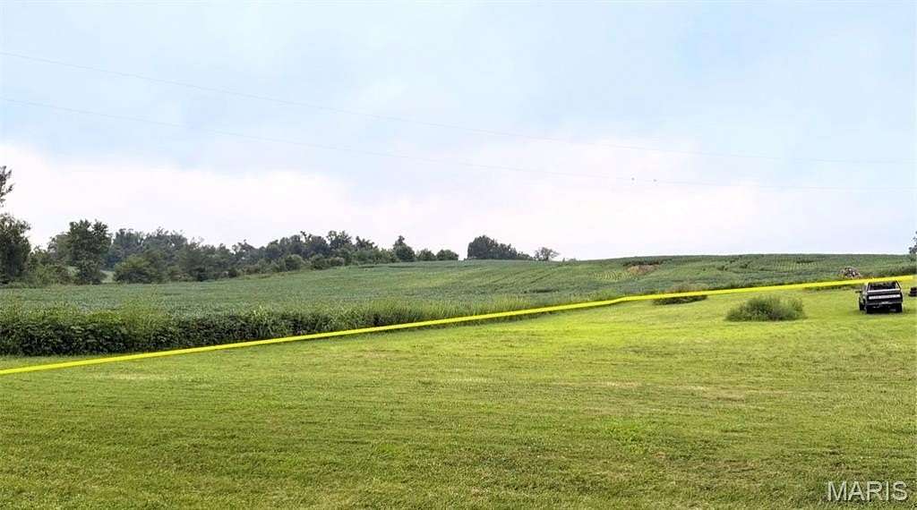 28 Acres of Agricultural & Residential Land for Sale in Perryville, Missouri