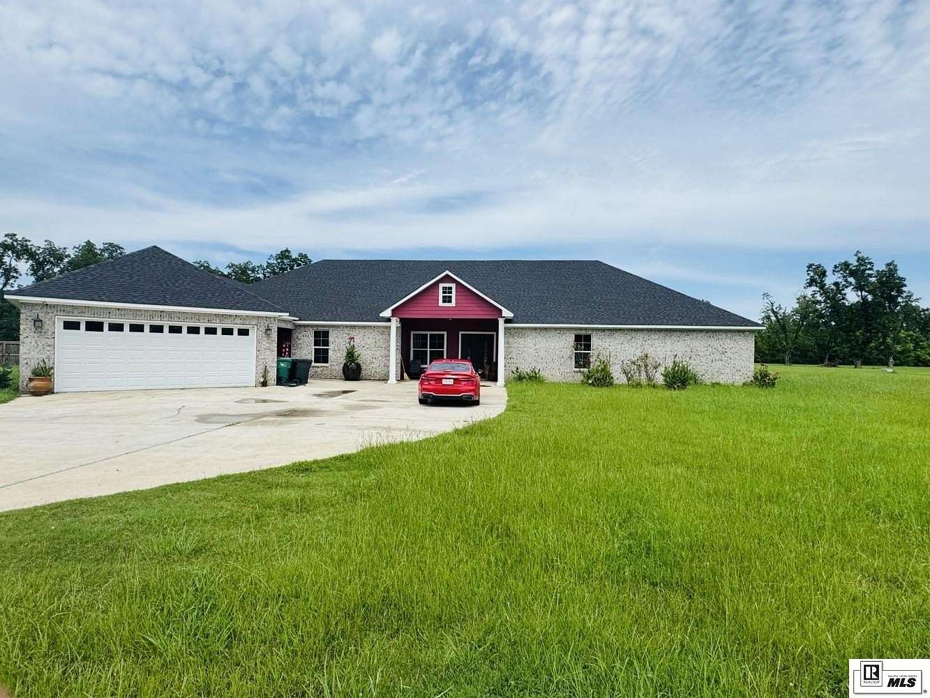 5 Acres of Land with Home for Sale in Monroe, Louisiana