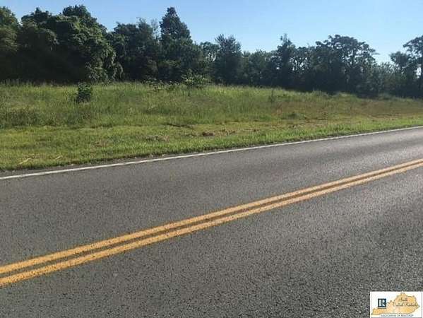 1.26 Acres of Commercial Land for Sale in Tompkinsville, Kentucky