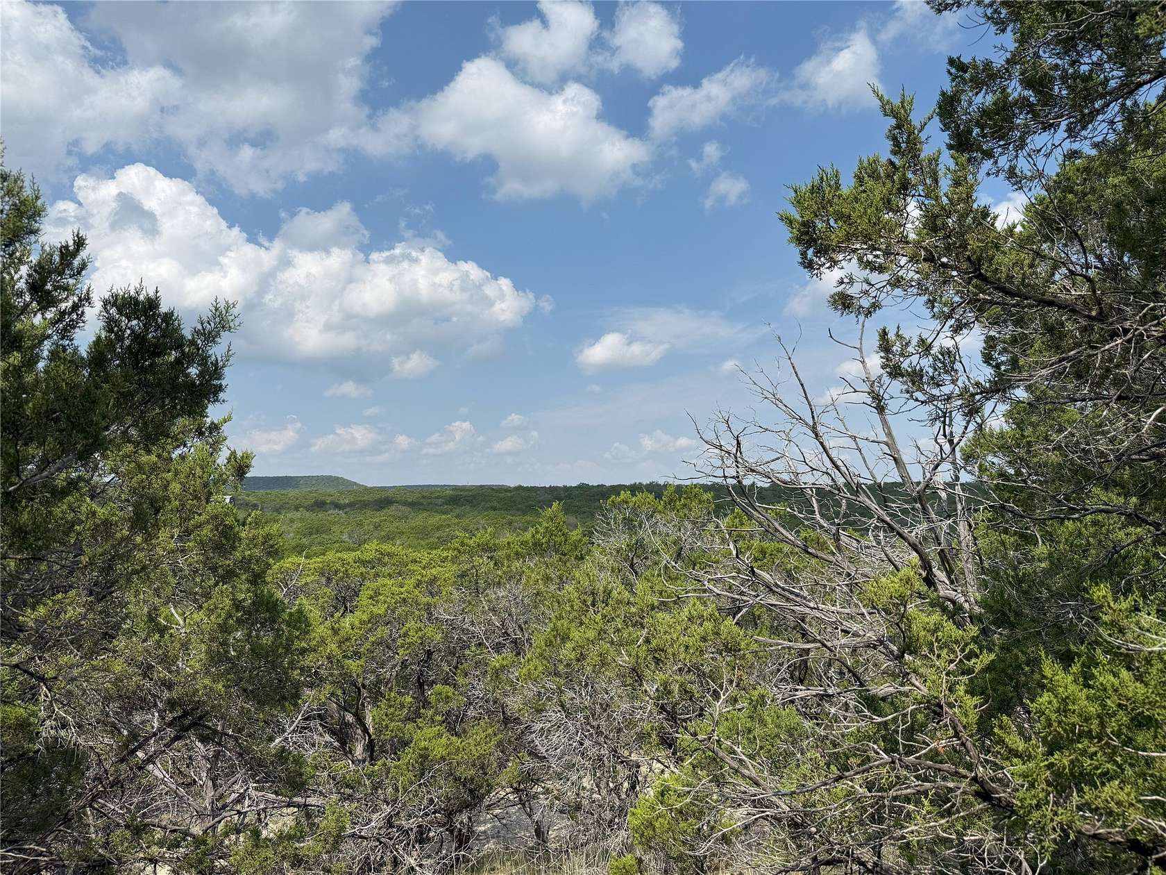 15.5 Acres of Land for Sale in Glen Rose, Texas