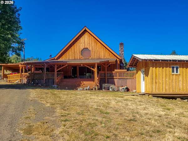 45 Acres of Land with Home for Sale in Oakland, Oregon