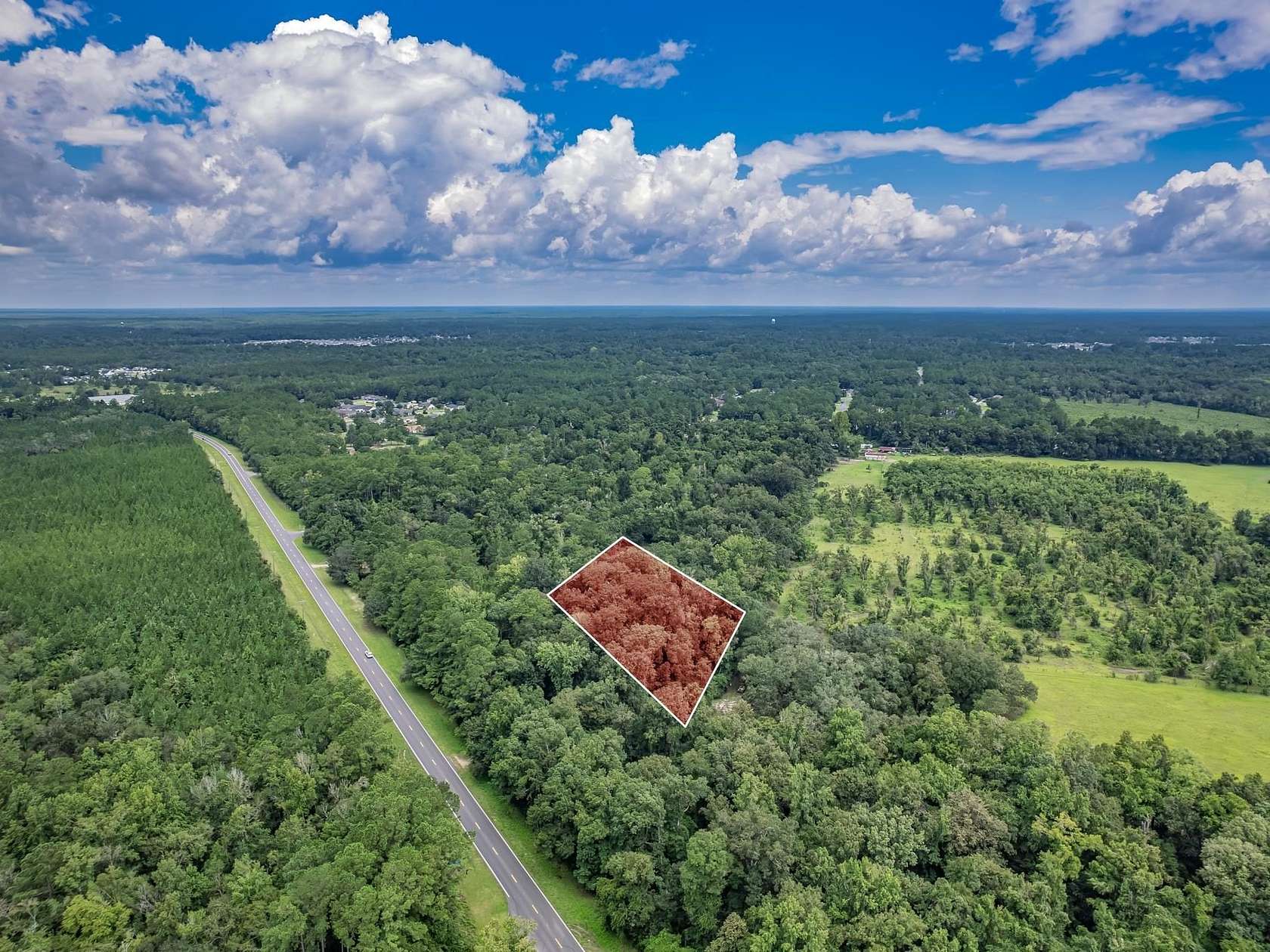 1.7 Acres of Residential Land for Sale in Crawfordville, Florida