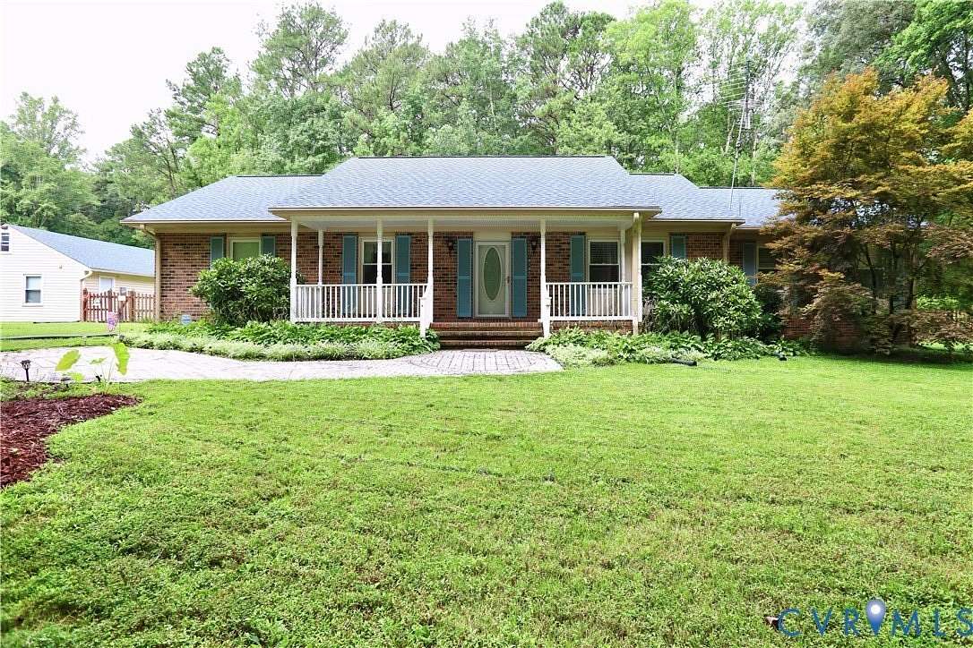 6.87 Acres of Land with Home for Sale in Disputanta, Virginia