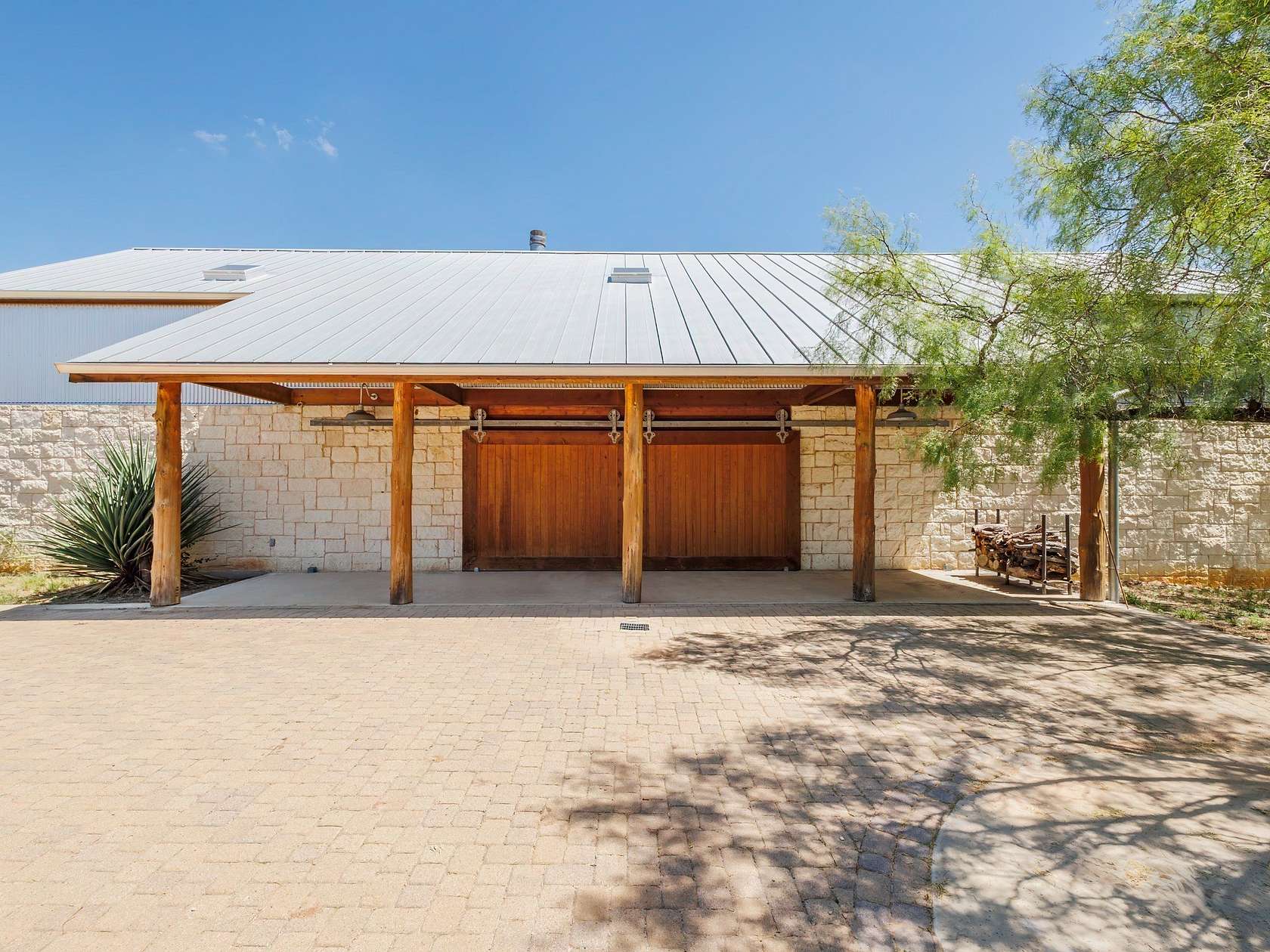 154 Acres of Land with Home for Sale in Doole, Texas