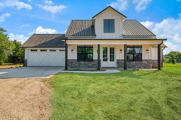 2.12 Acres of Land with Home for Sale in Paris, Texas