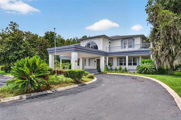 2.29 Acres of Improved Mixed-Use Land for Sale in Crystal River, Florida