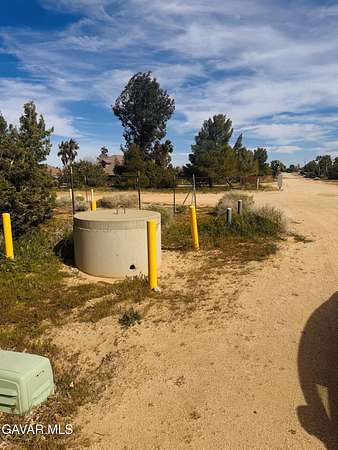 2.6 Acres of Residential Land for Sale in Palmdale, California