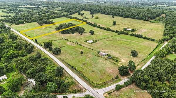 8.72 Acres of Residential Land for Sale in Huntington, Arkansas