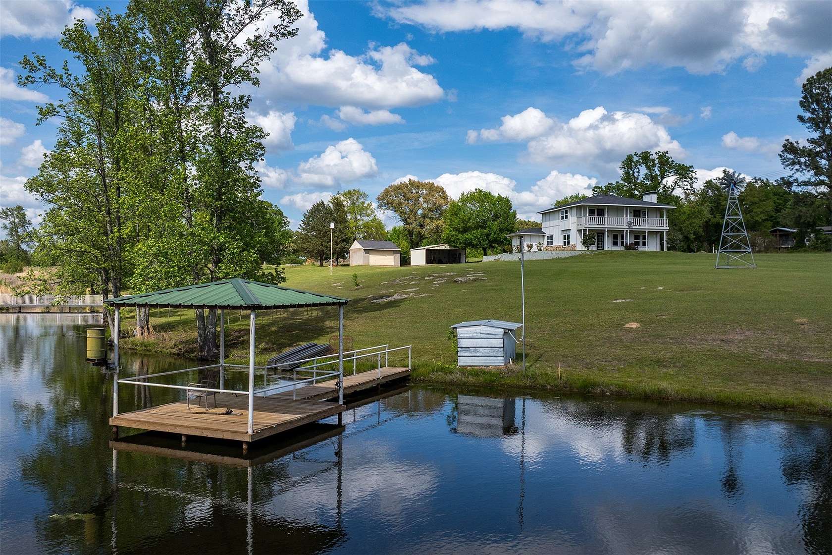 42.6 Acres of Land with Home for Sale in Athens, Texas