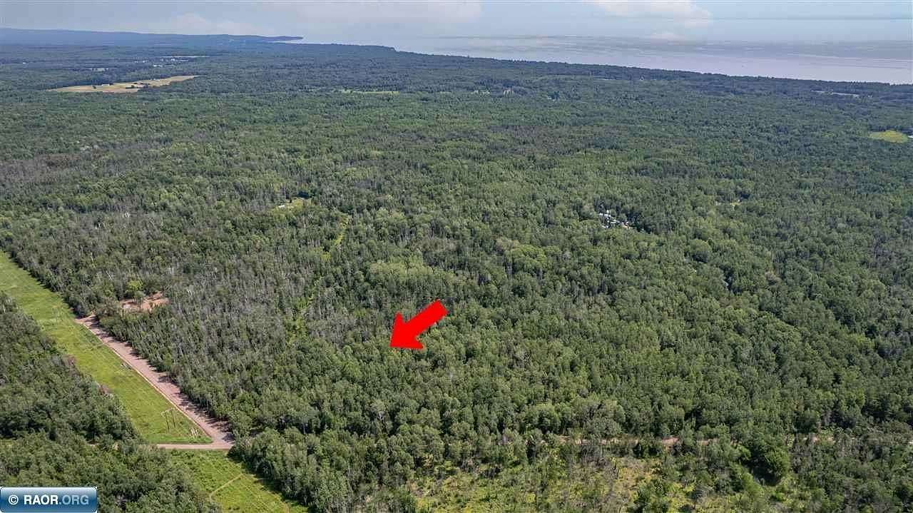 5 Acres of Residential Land for Sale in Duluth, Minnesota