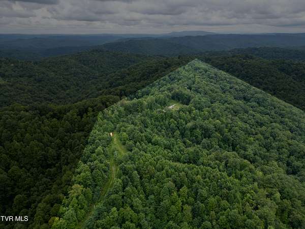 32 Acres of Recreational & Residential Land for Sale in Haysi, Virginia