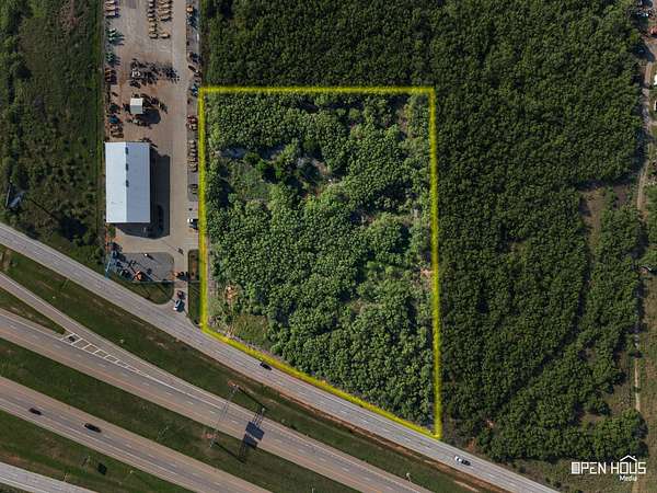 4 Acres of Commercial Land for Sale in Wichita Falls, Texas