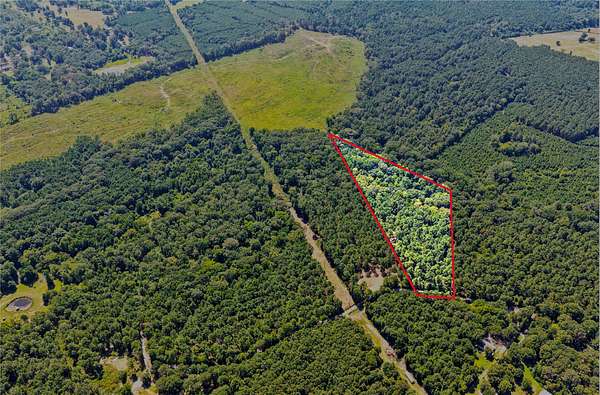 10.7 Acres of Recreational & Residential Land for Sale in Pittsburg, Texas