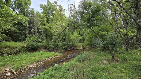 18 Acres of Land with Home for Sale in Yellville, Arkansas
