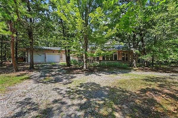 4.34 Acres of Land with Home for Sale in Tahlequah, Oklahoma